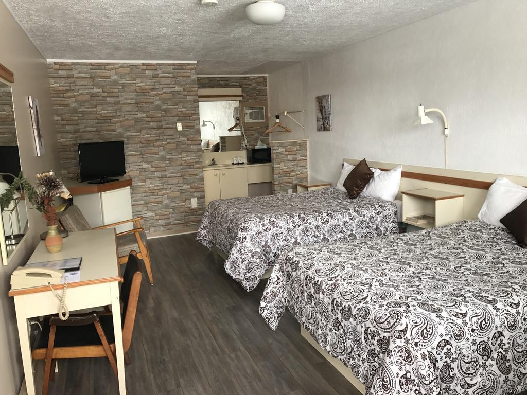 Motel Belle Riviere Сен-Жан-сюр-Ришельо Екстериор снимка