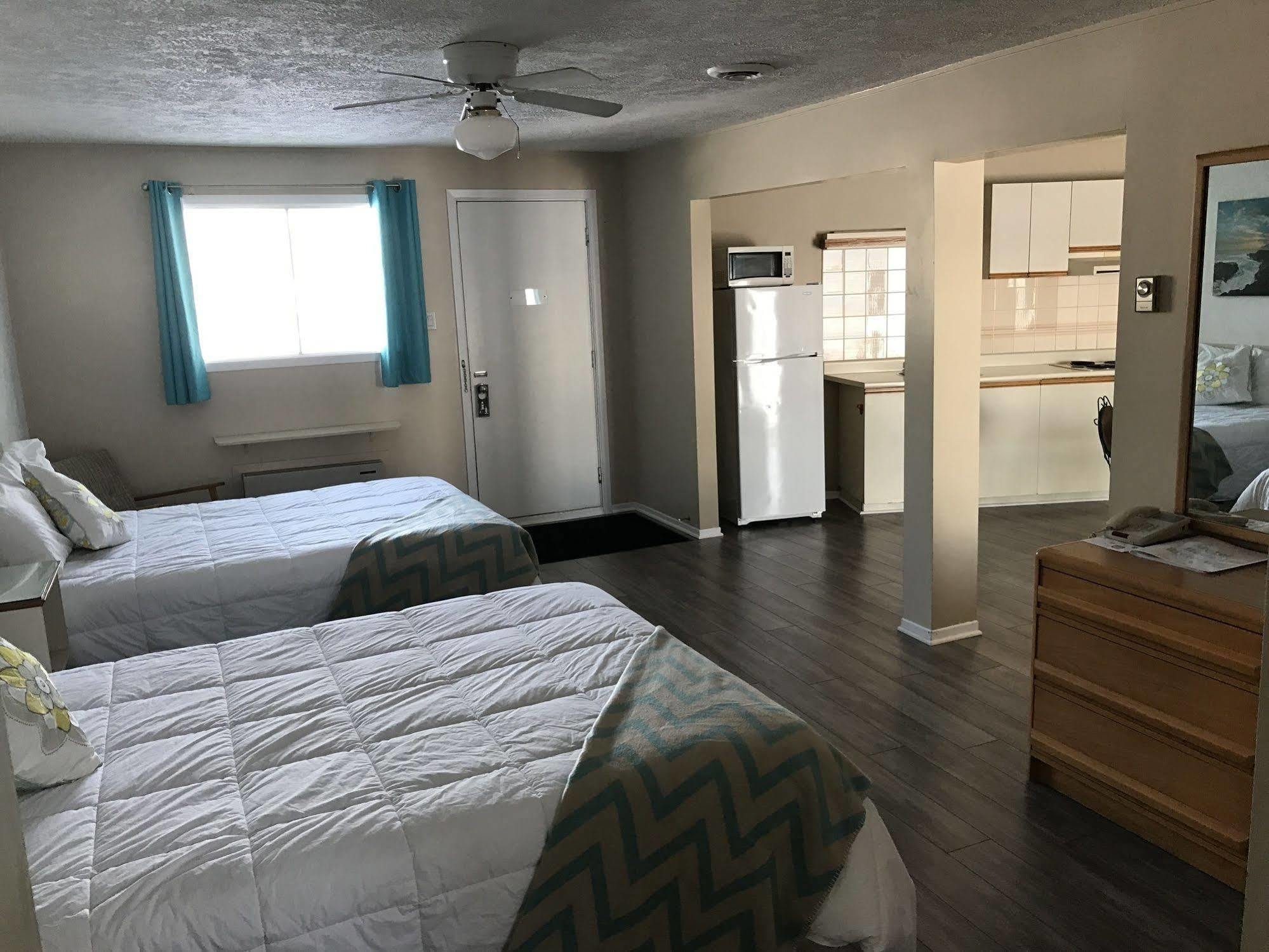 Motel Belle Riviere Сен-Жан-сюр-Ришельо Екстериор снимка
